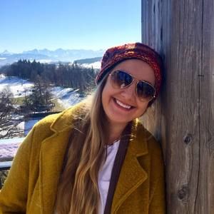 Meet your Posher, Jenna